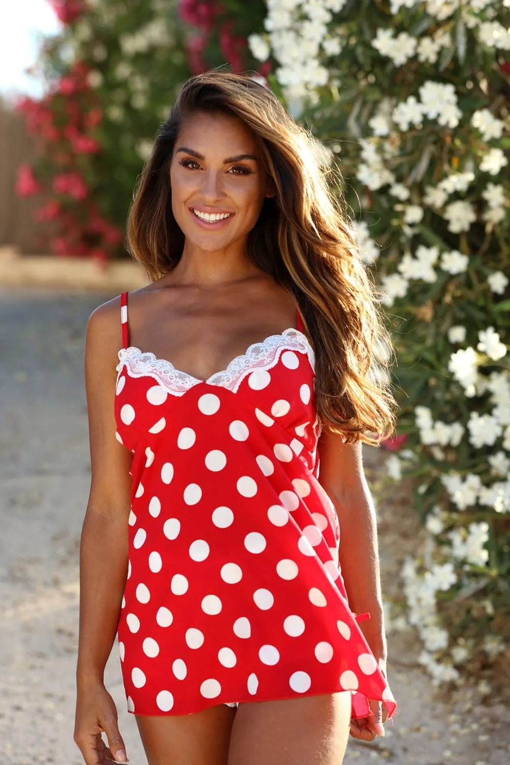 Babydoll rojo con punta blanca grande