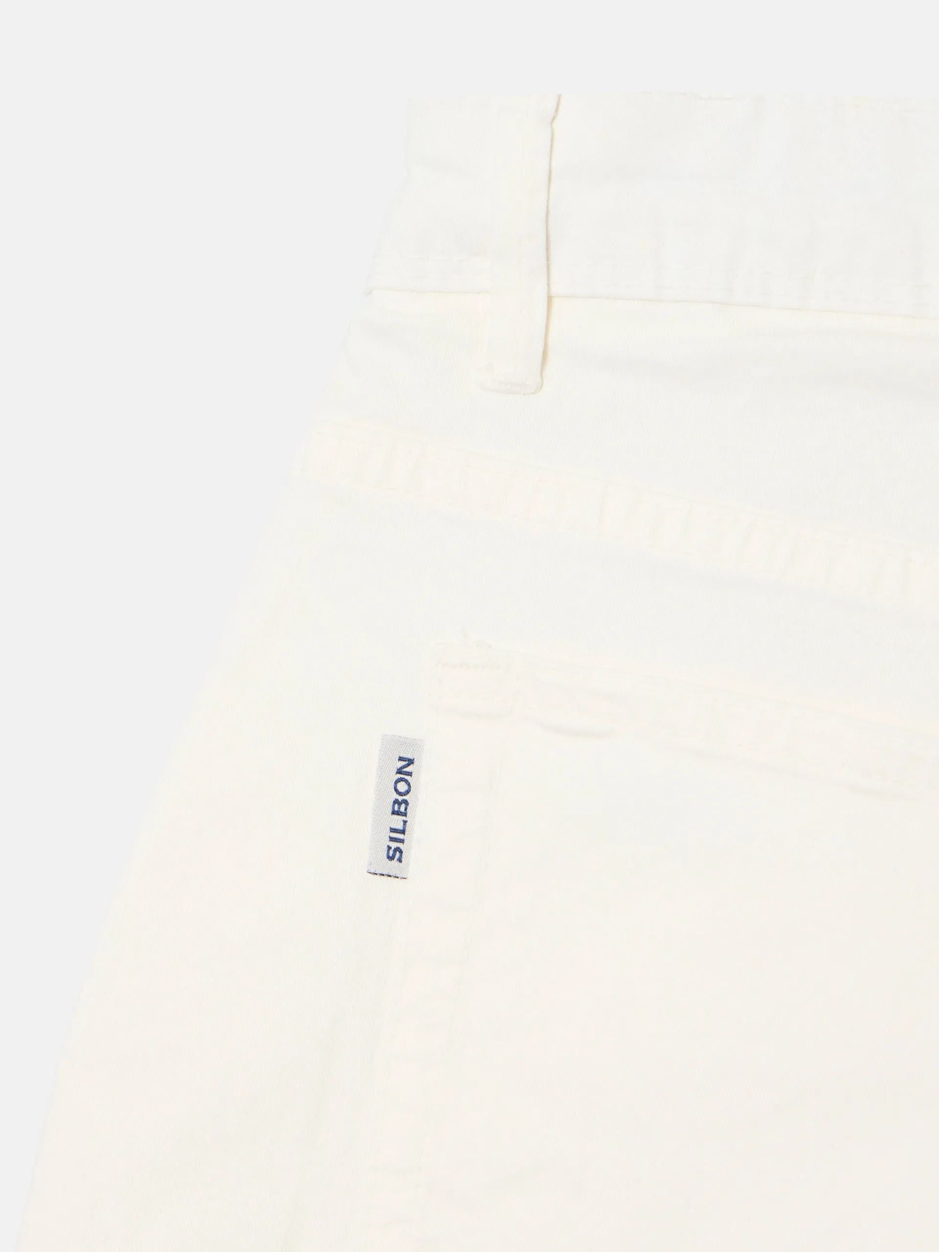 Bermuda cinco bolsillos beige claro