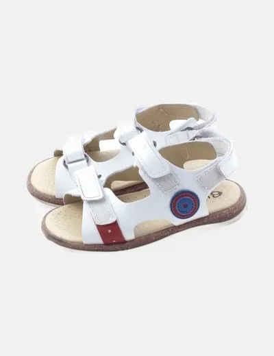 Billowy Sandalia blanca con tiras