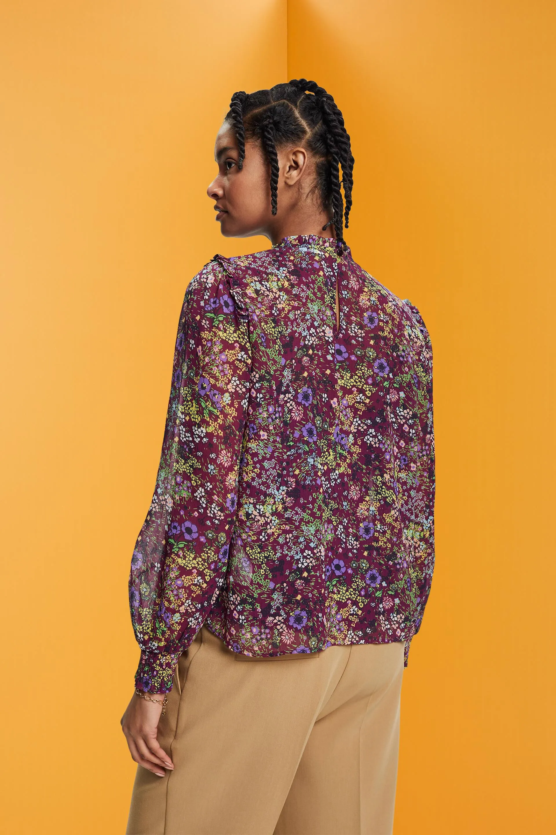 Blusa floral de gasa con fruncido