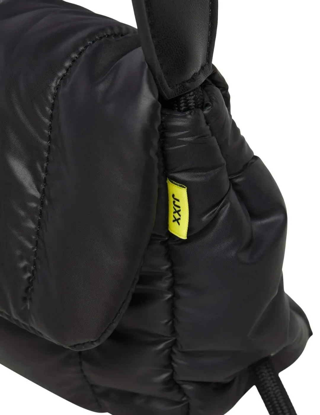 Bolso JJXX Santafe negro guateado con solapa para mujer