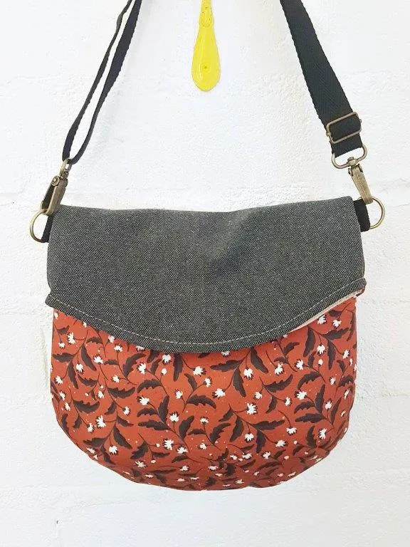 Bolso Mediano tapicería reciclada estampado