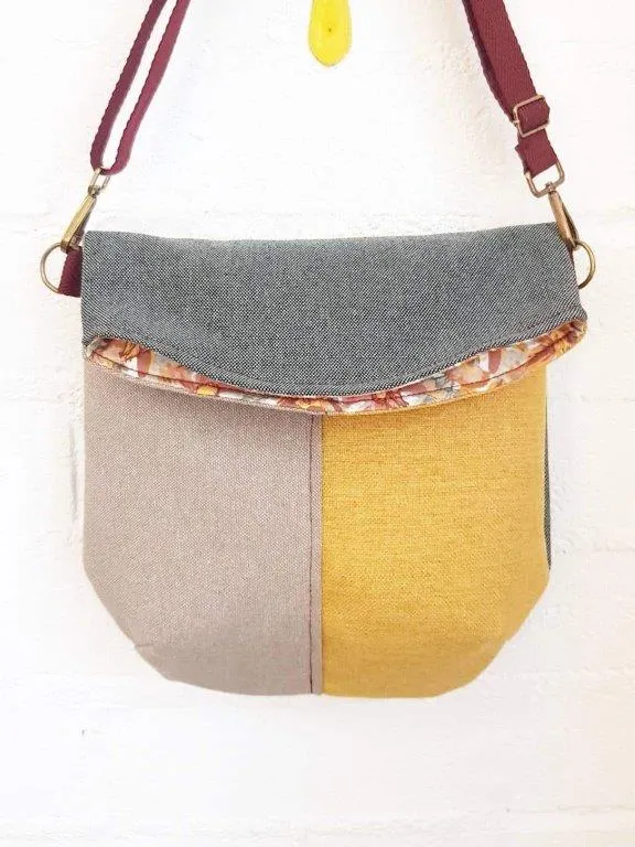 Bolso Mediano tapicería reciclada estampado