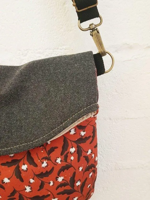 Bolso Mediano tapicería reciclada estampado