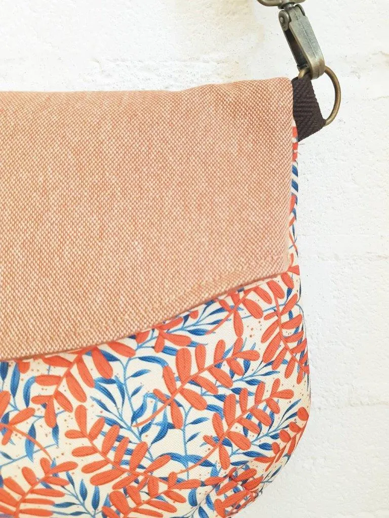 Bolso Mediano tapicería reciclada estampado