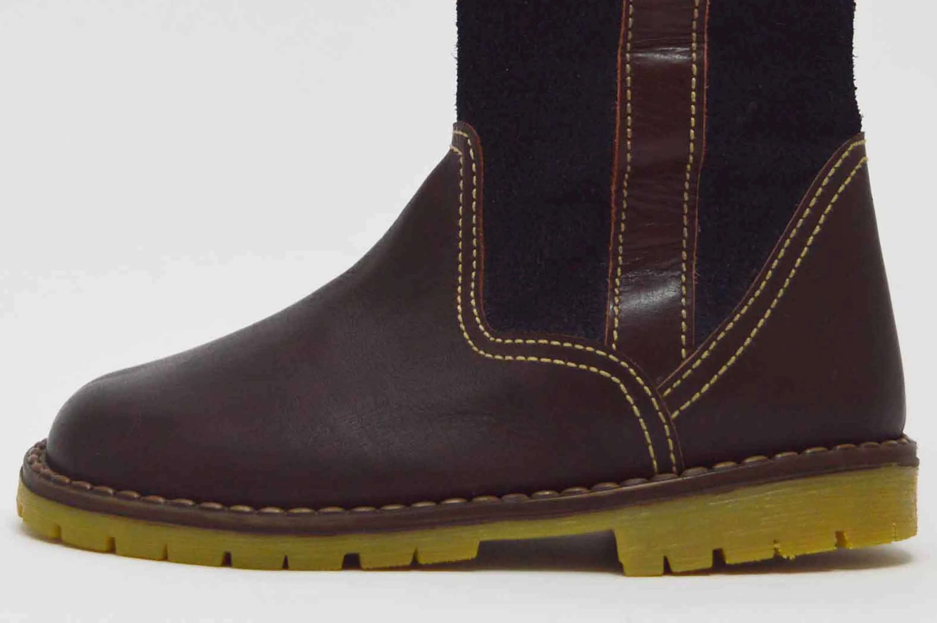 Bota campera combinada con serraje