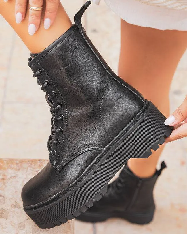BOTINES DE MUJER ESTILO RANGERS EN NEGRO  GAIA