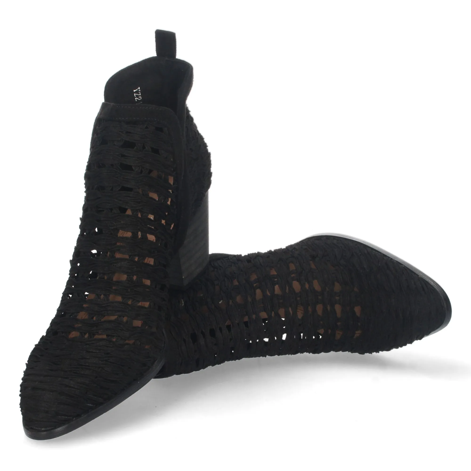 BOTINES ESTILO CALADO MUJER COLOR NEGRO YZ2171