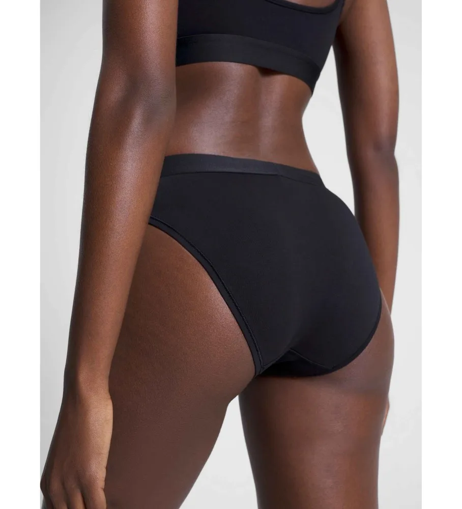Braguita corte bikini negro