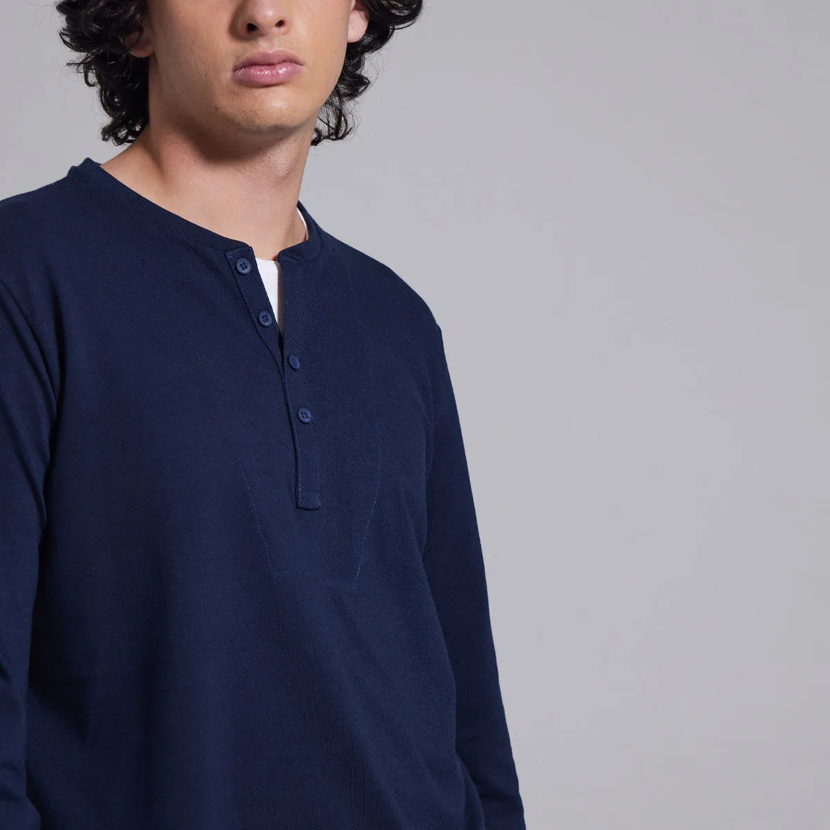 Camibuzo Cuello Henley Con Pechera