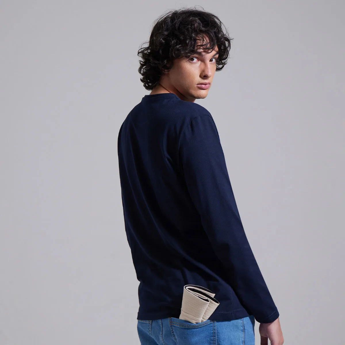 Camibuzo Cuello Henley Con Pechera