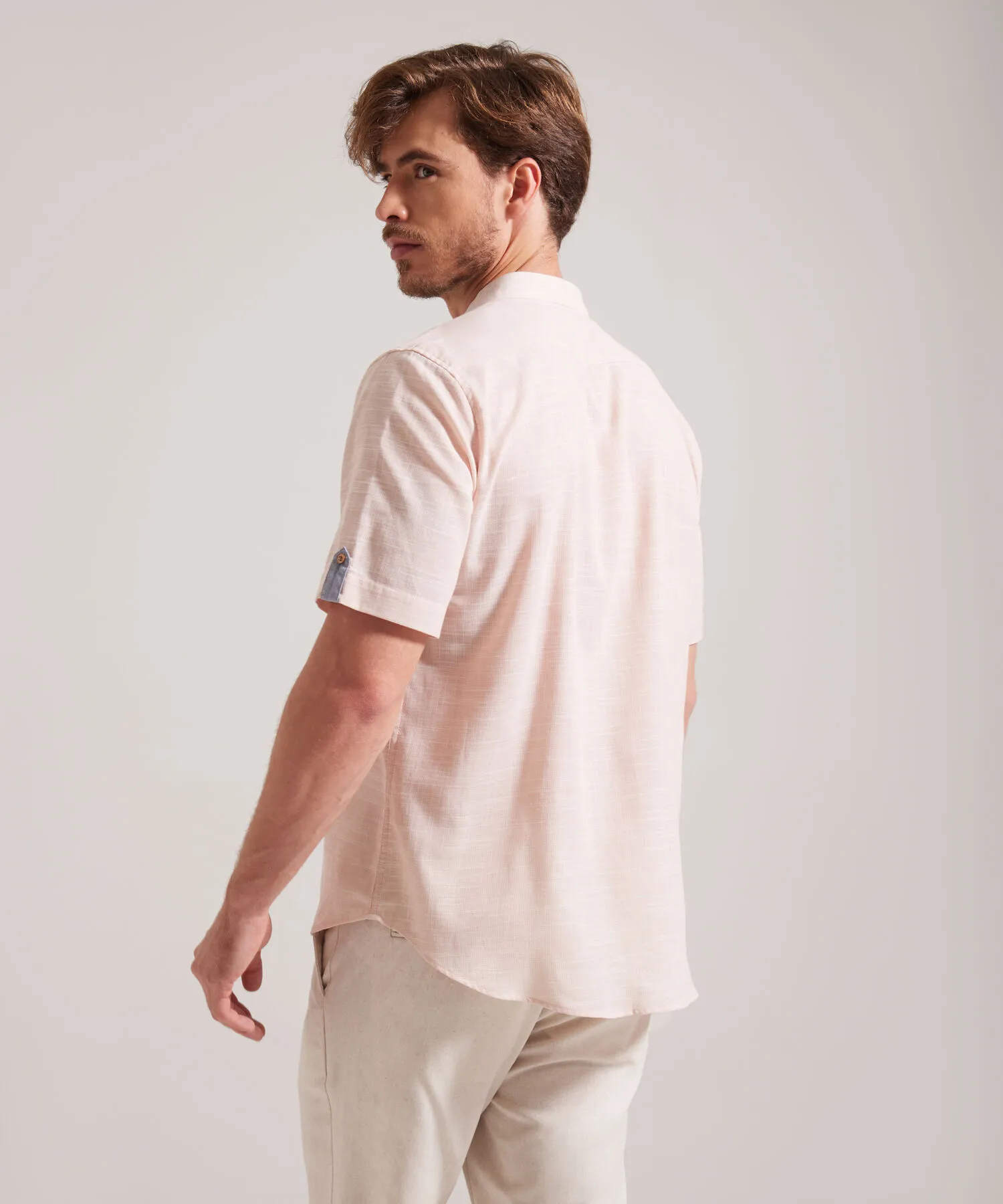CAMISA MANGA CORTA CUELLO NERU UNICOLOR , REGULAR FIT