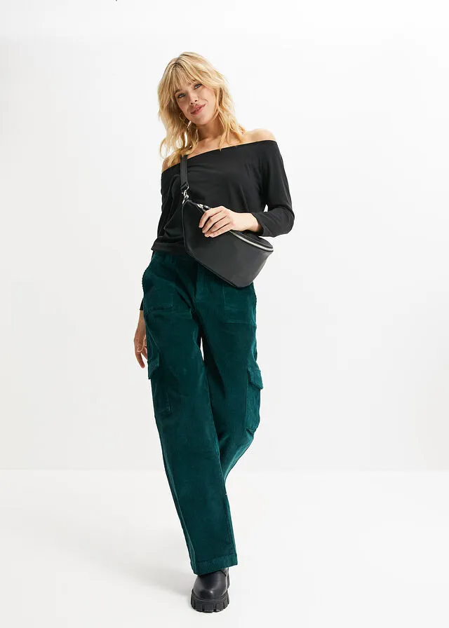 Camiseta con escote bañera Negro