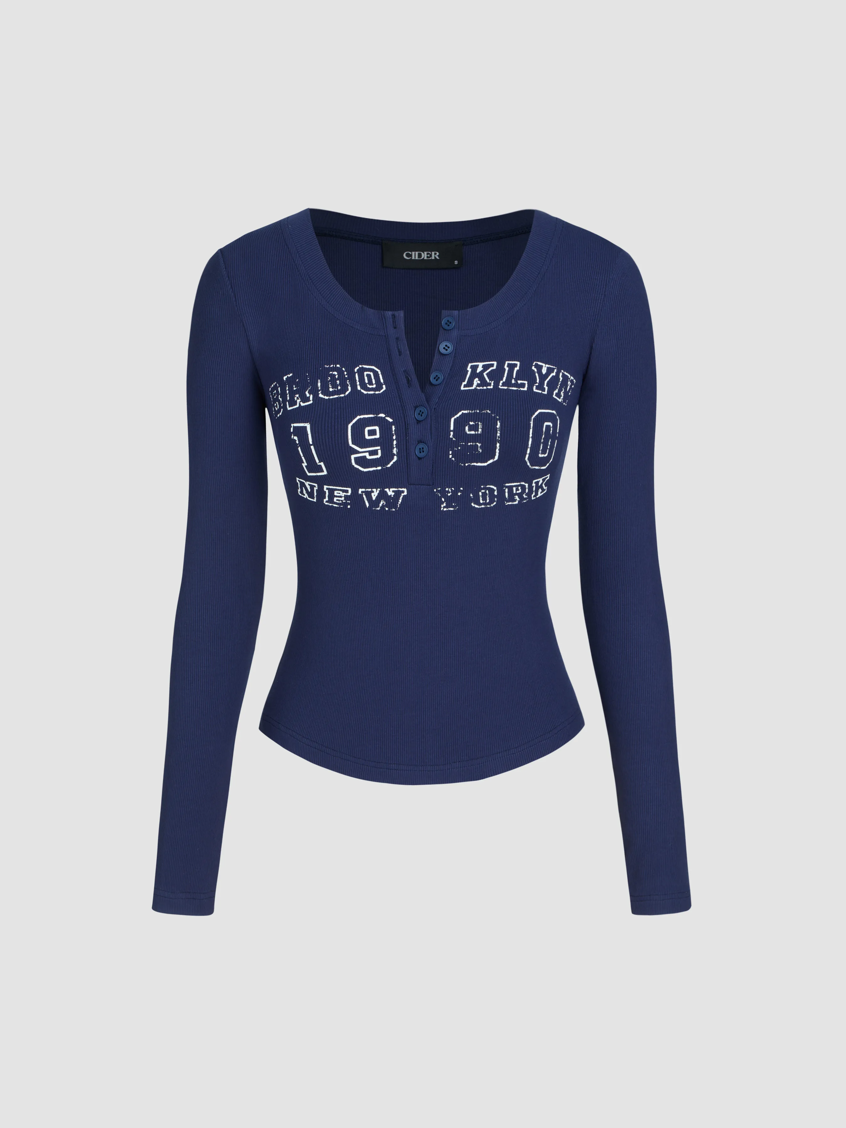  Camiseta Crop con Botón Gráfico