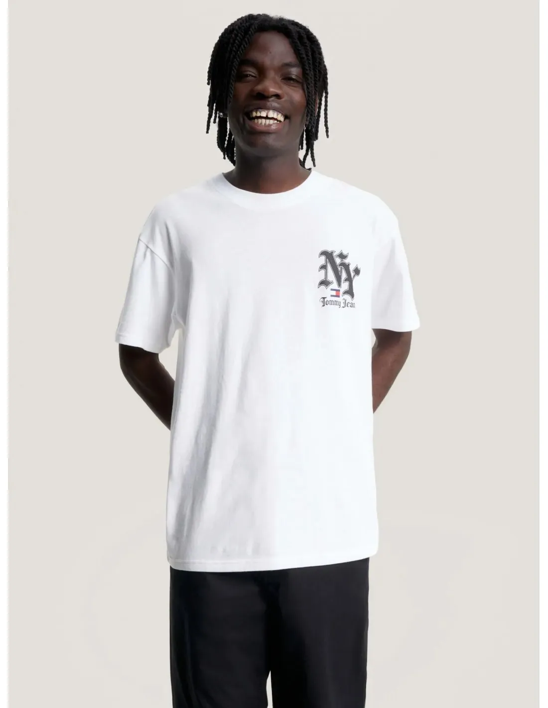 Camiseta de corte clásico con logo New York de Tommy Jeans