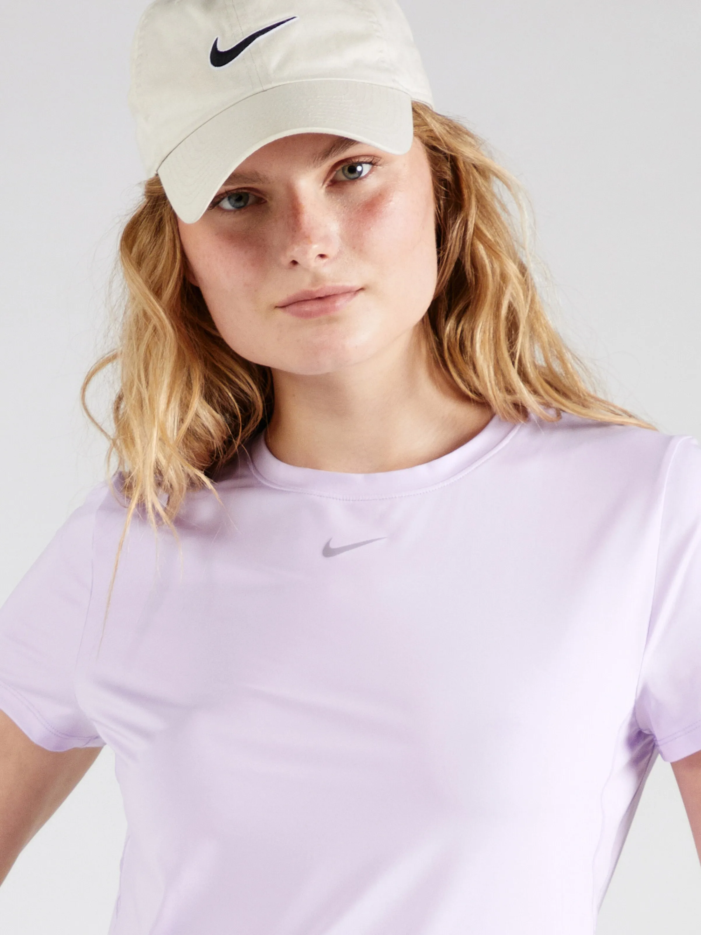 Camiseta funcional 'ONE CLASSIC' NIKE en Lila