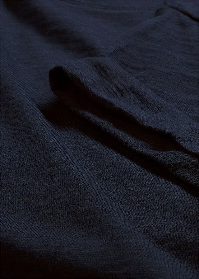 Camiseta larga estilo boxy de manga corta Azul oscuro