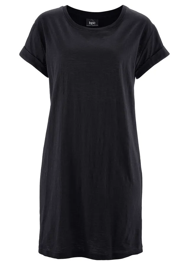 Camiseta larga estilo boxy de manga corta Negro