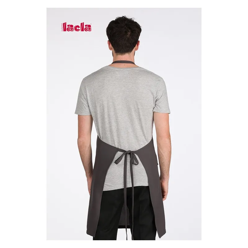 DELANTAL CON PETO GRIS OSCURO DE POLIéSTER 3 BOLSILLOS  LACLA