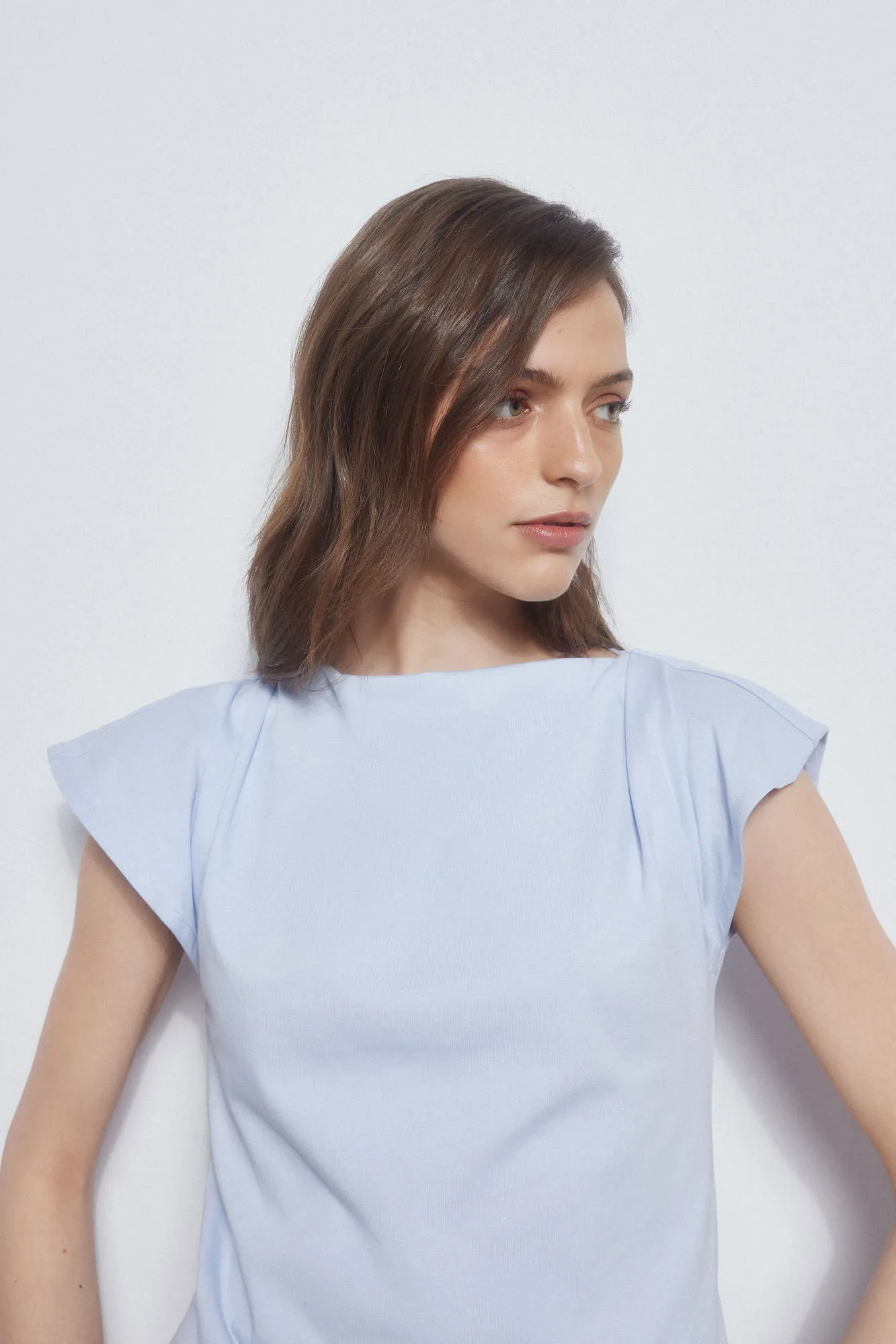 ESSENTIAL LOGO TSHIRT