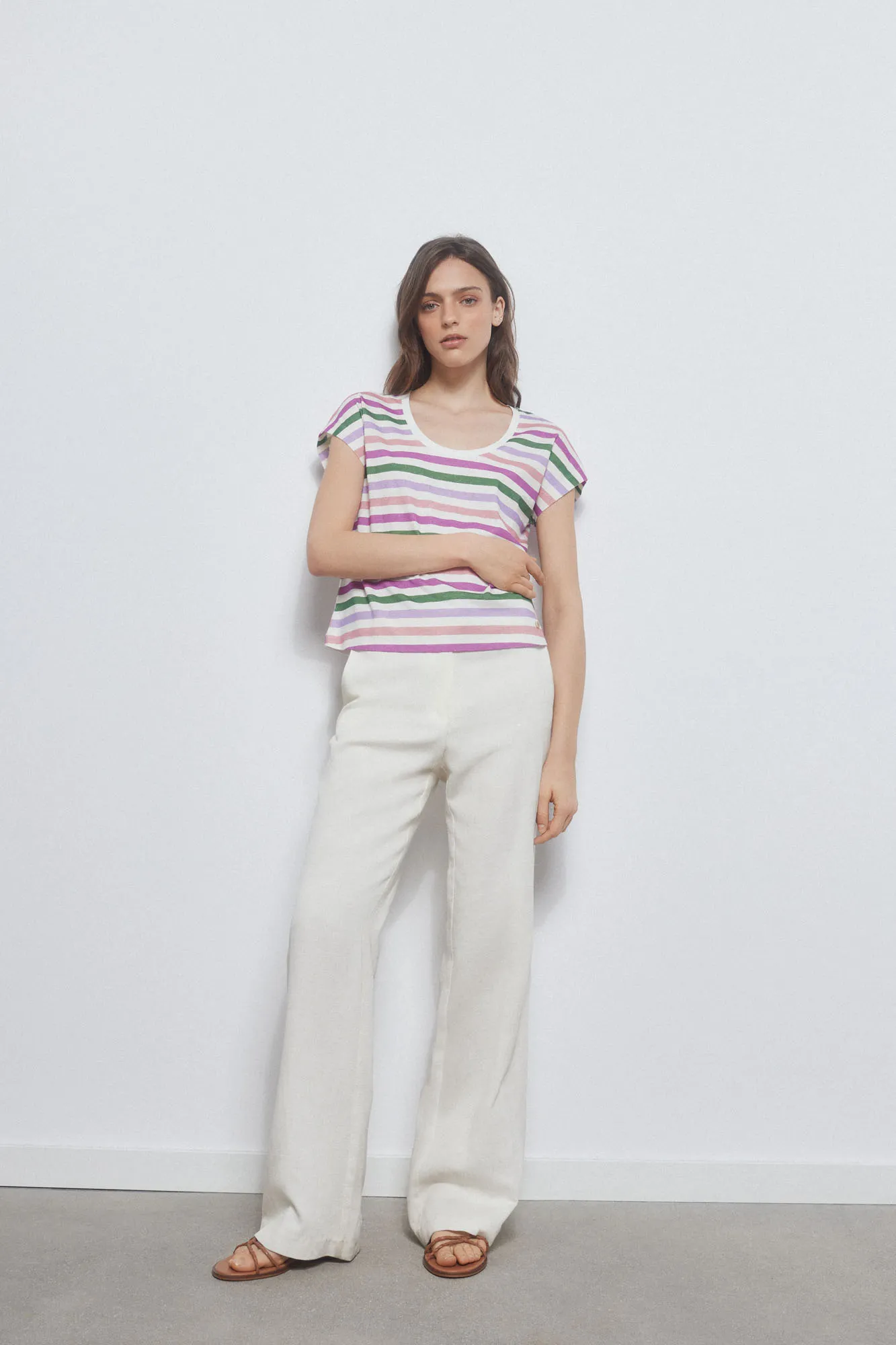 ESSENTIAL STRIPED TSHIRT