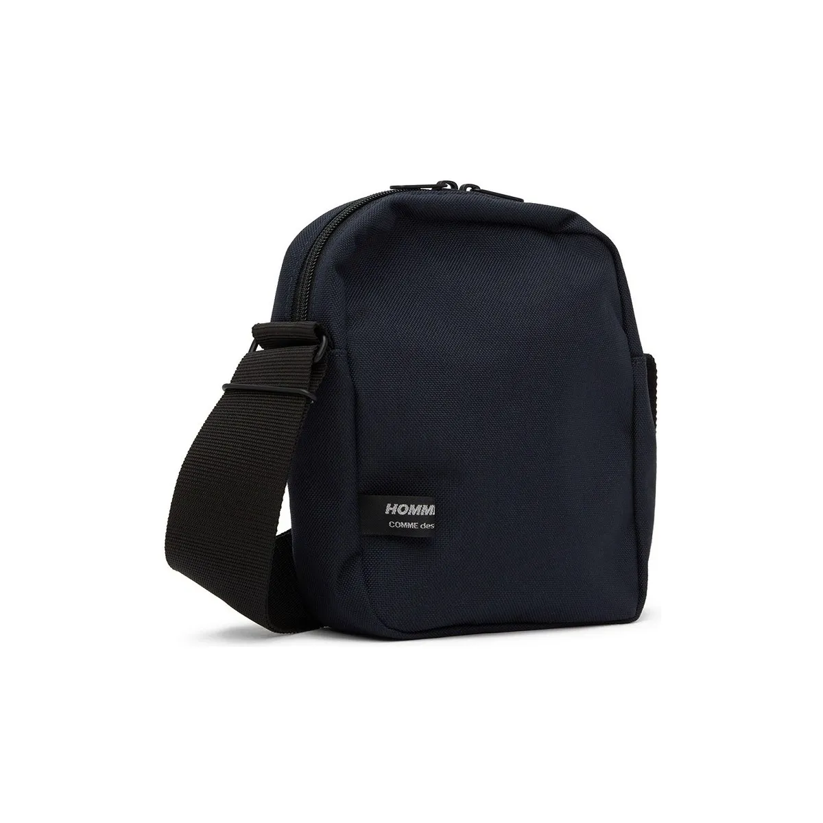 ESSENTIALS POCKET