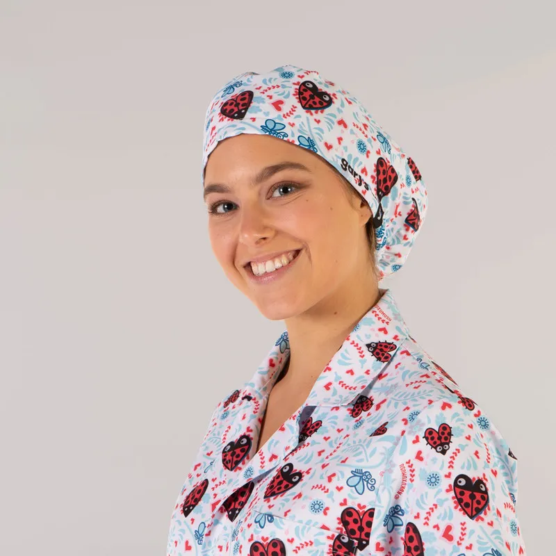 GORRO QUIRóFANO CON GOMA KUKUXUMUSU CORAZONES  GARY'S