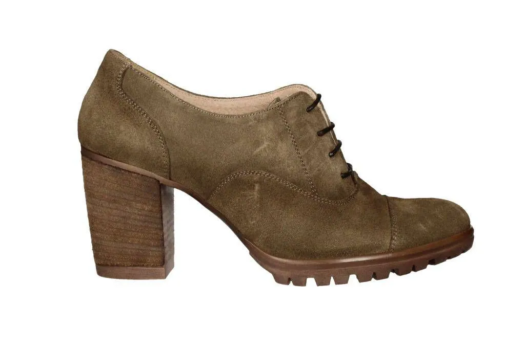 Ingles Nobuck Taupe Medio Pieza Punta