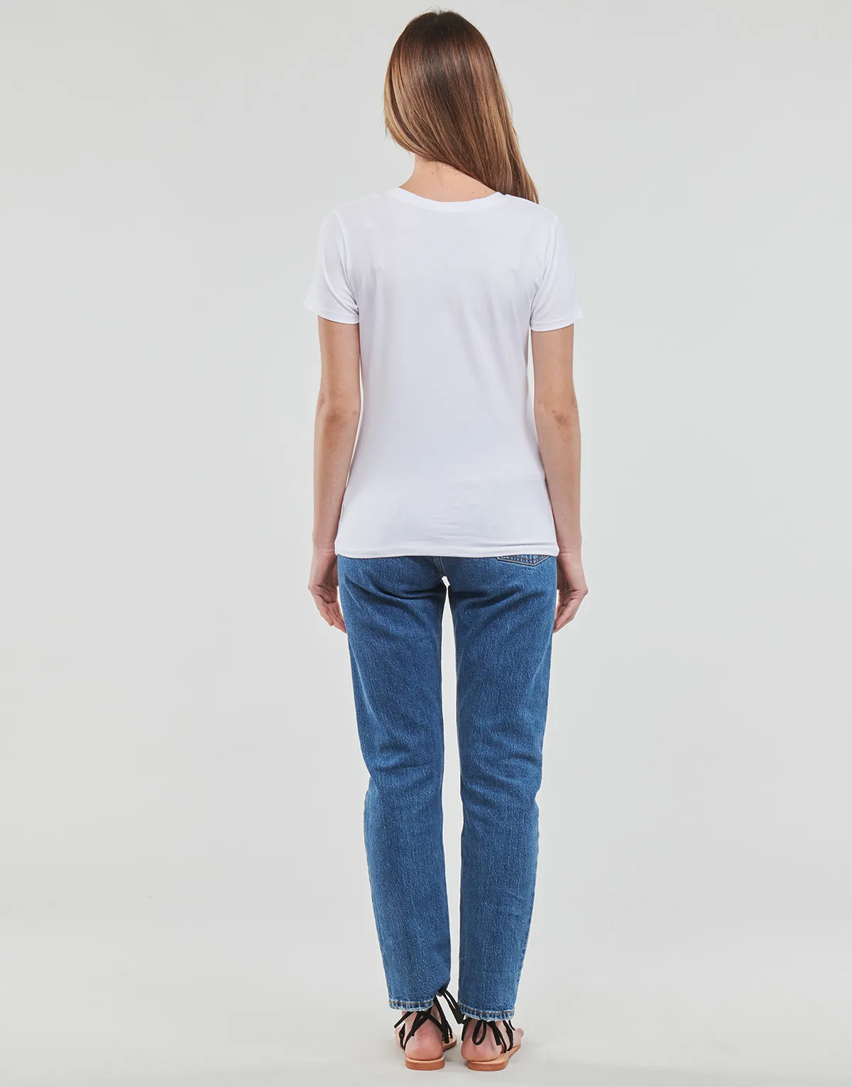 JALL ESSENTIEL