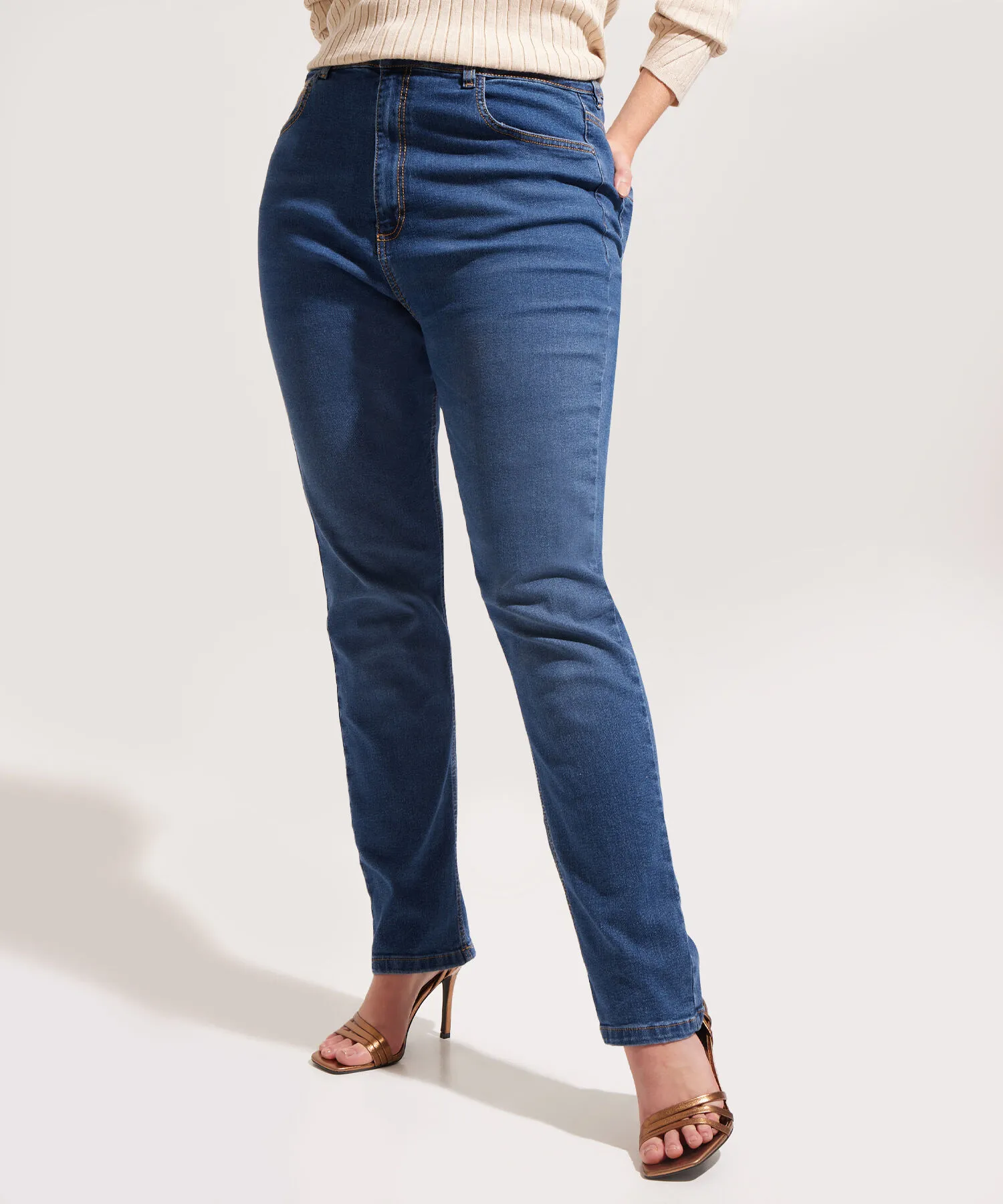 JEAN FIT STRAIGHT TONO AZUL MEDIO
