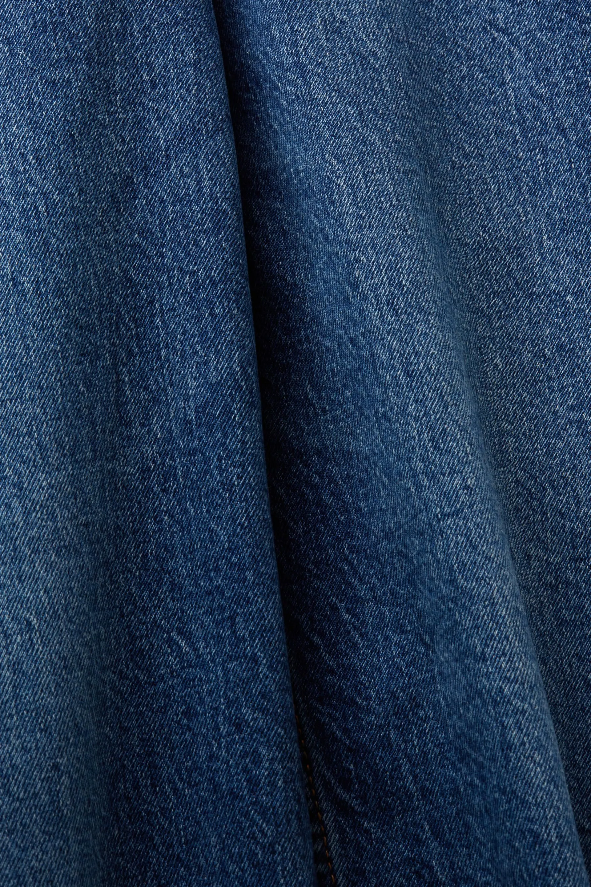 JEANS HIGHRISE STRAIGHT FIT DE ESTILO RETRO