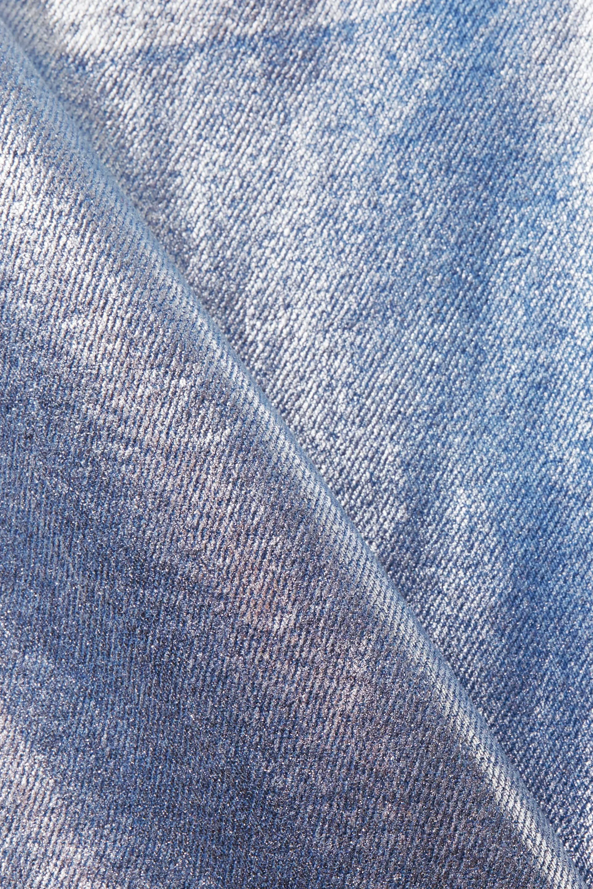 Jeans straight fit con revestimiento metalizado