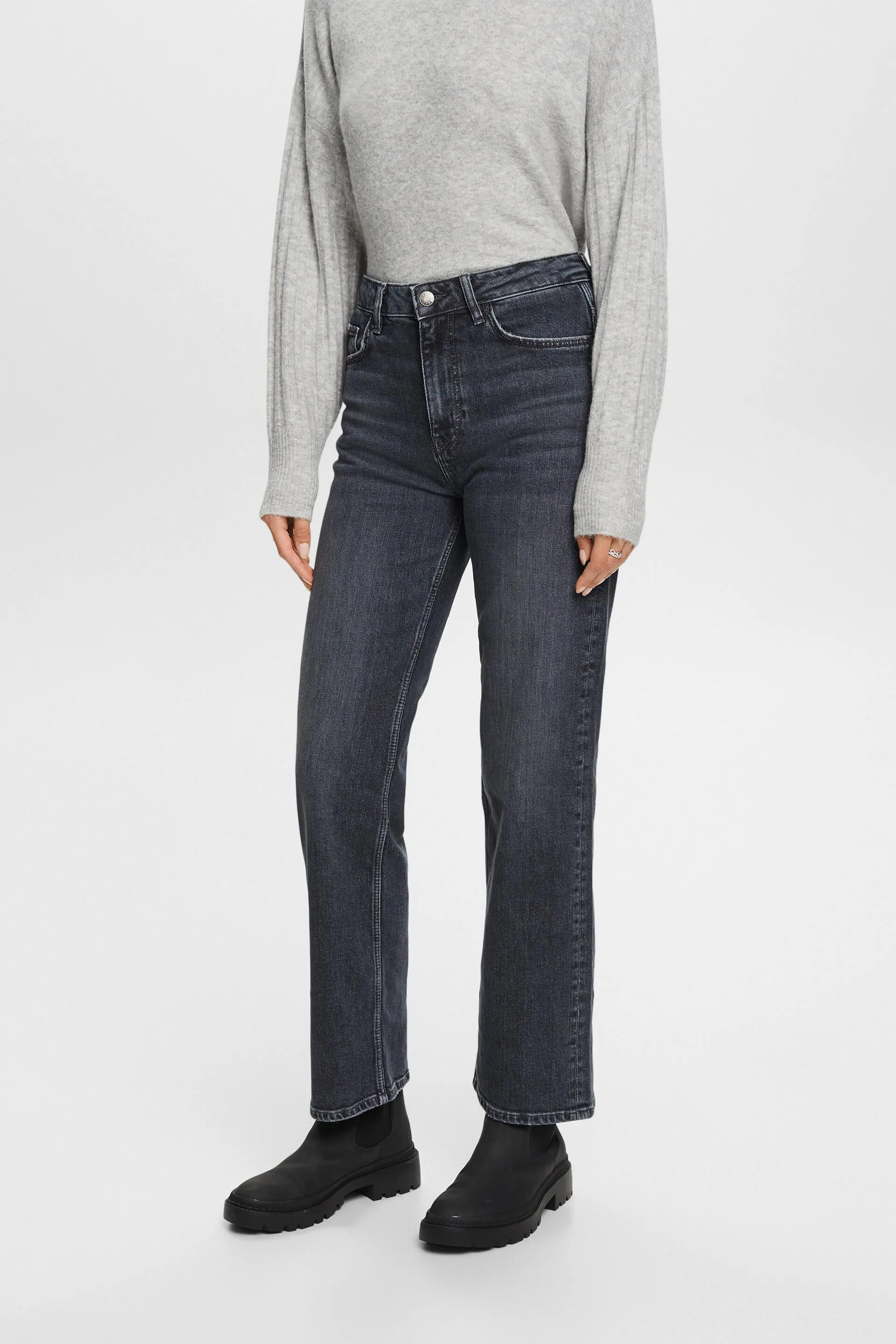 Jeans straight fit tobilleros estilo años 80