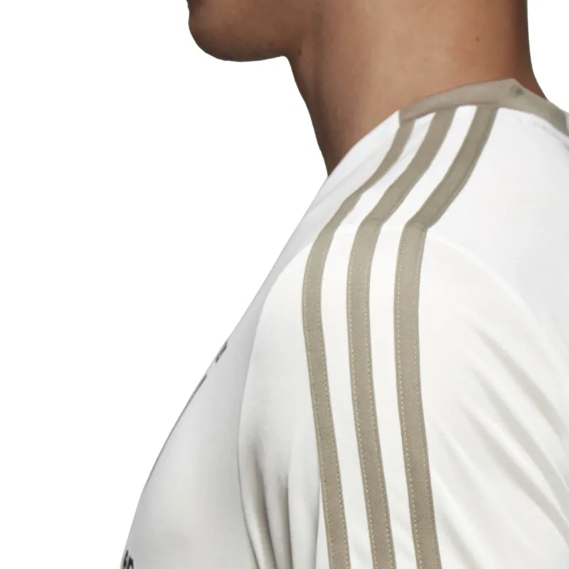 La Juventus jersey de entrenamiento blanco 2018/19 Adidas