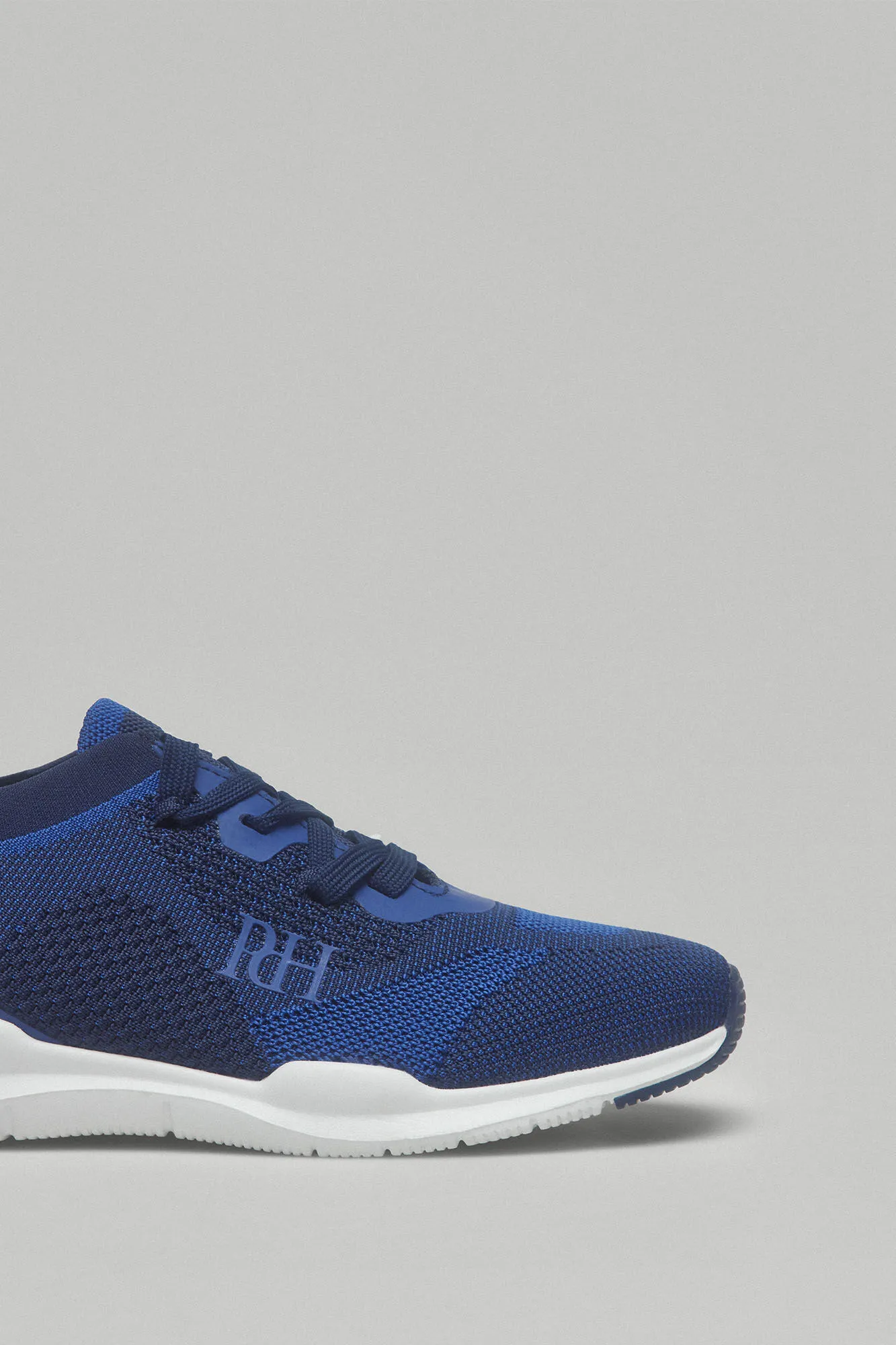 Lightweight trainer