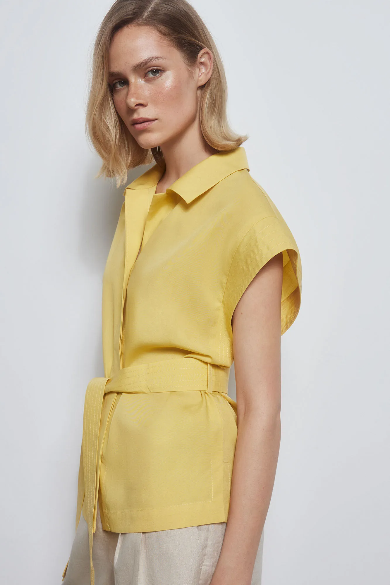 Long loose fit waistcoat.
