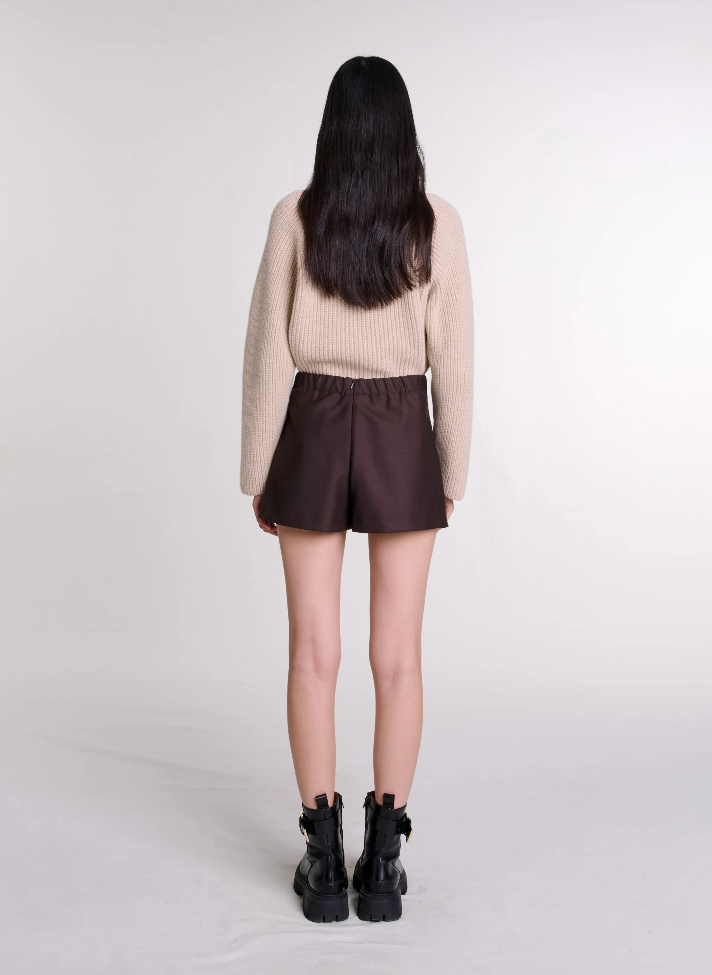 MAJE Minifalda corta en marron