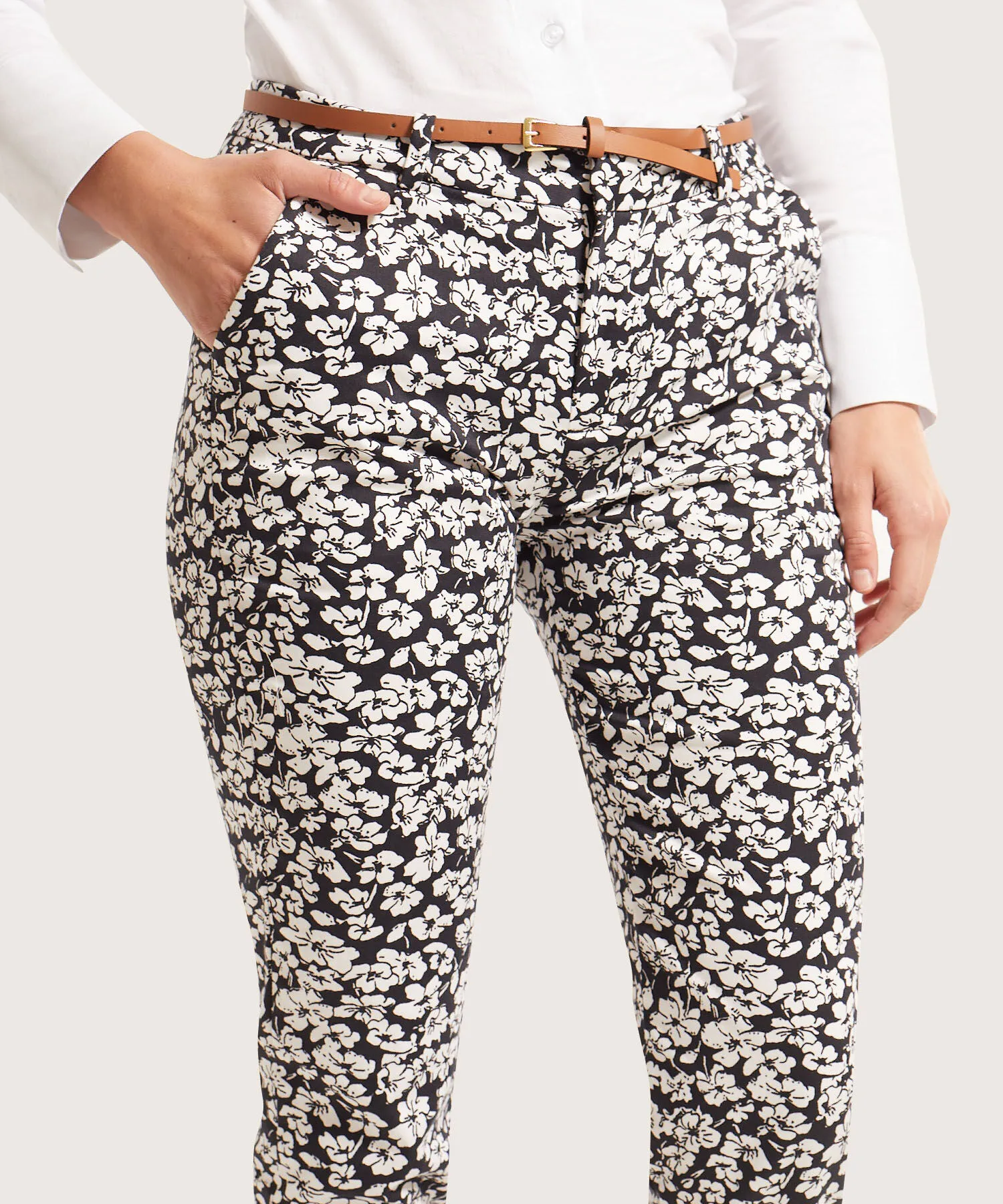 PANTAL&OACUTE;N B&AACUTE;SICO BOLSILLOS DIAGONAL ESTAMPADO