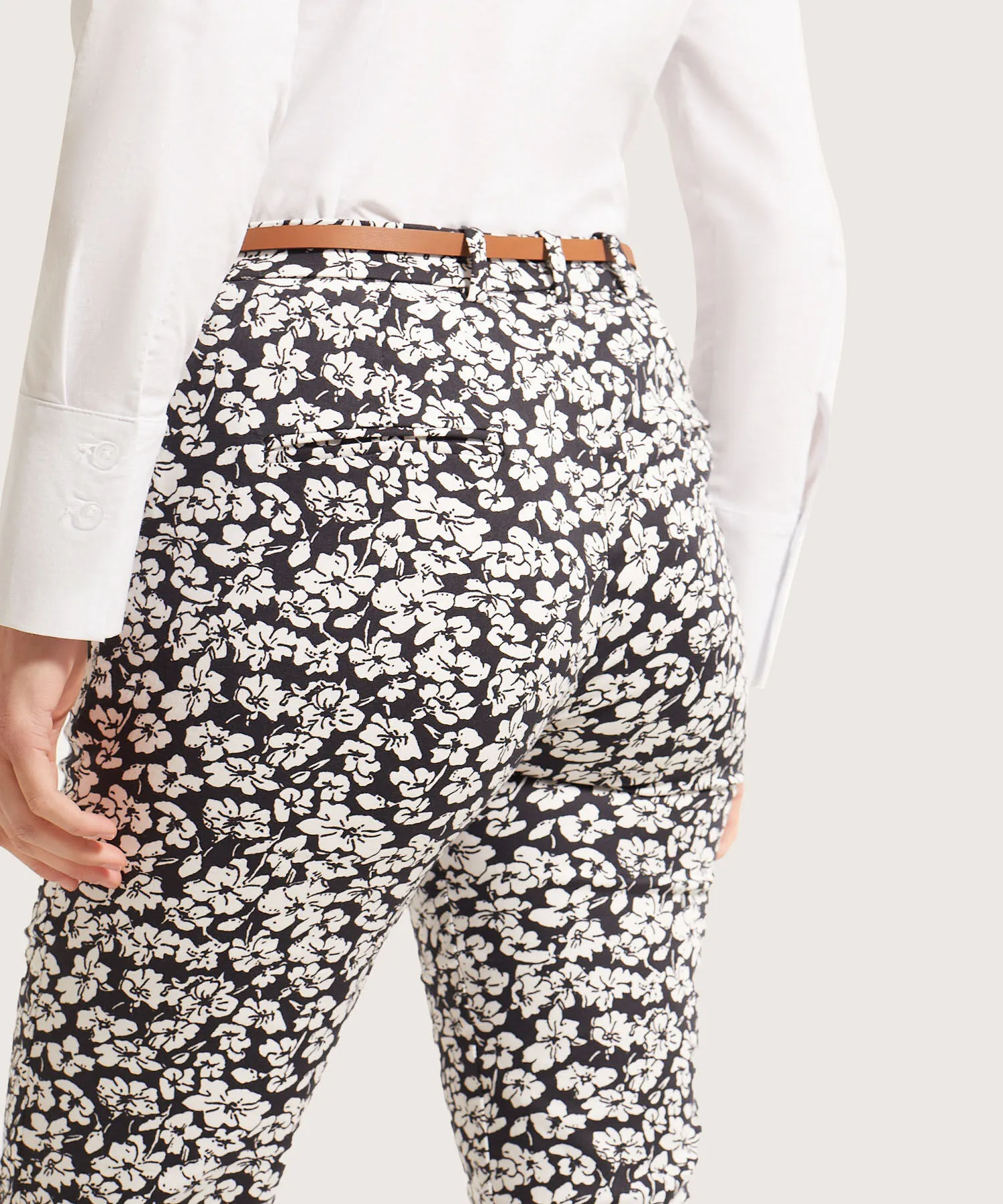 PANTAL&OACUTE;N B&AACUTE;SICO BOLSILLOS DIAGONAL ESTAMPADO