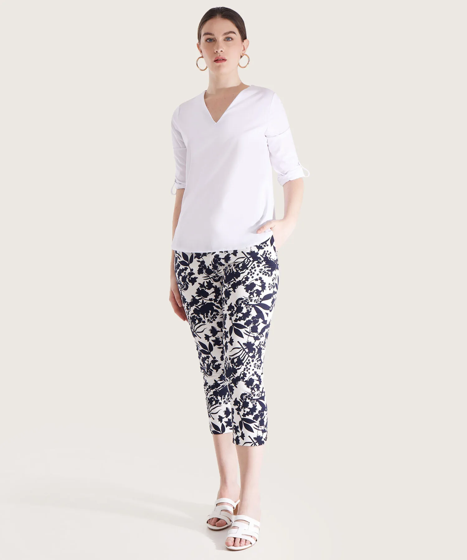 PANTAL&OACUTE;N CAPRI CON BOLSILLOS LATERALES