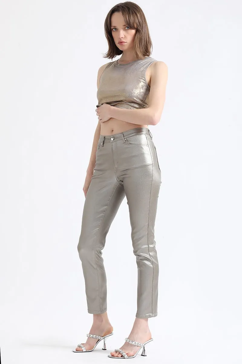 PANTALON SLIM TIRO MEDIO, METALIZADO, CAFÉ