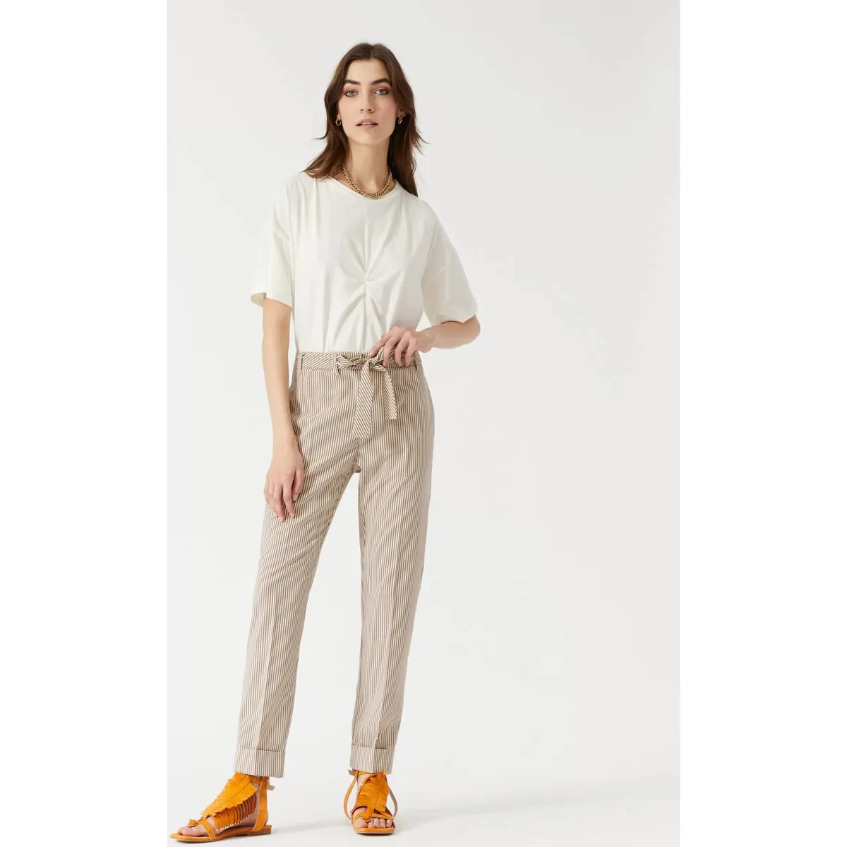 PANTALONE CHINO CON CINTURA Art. P086PI