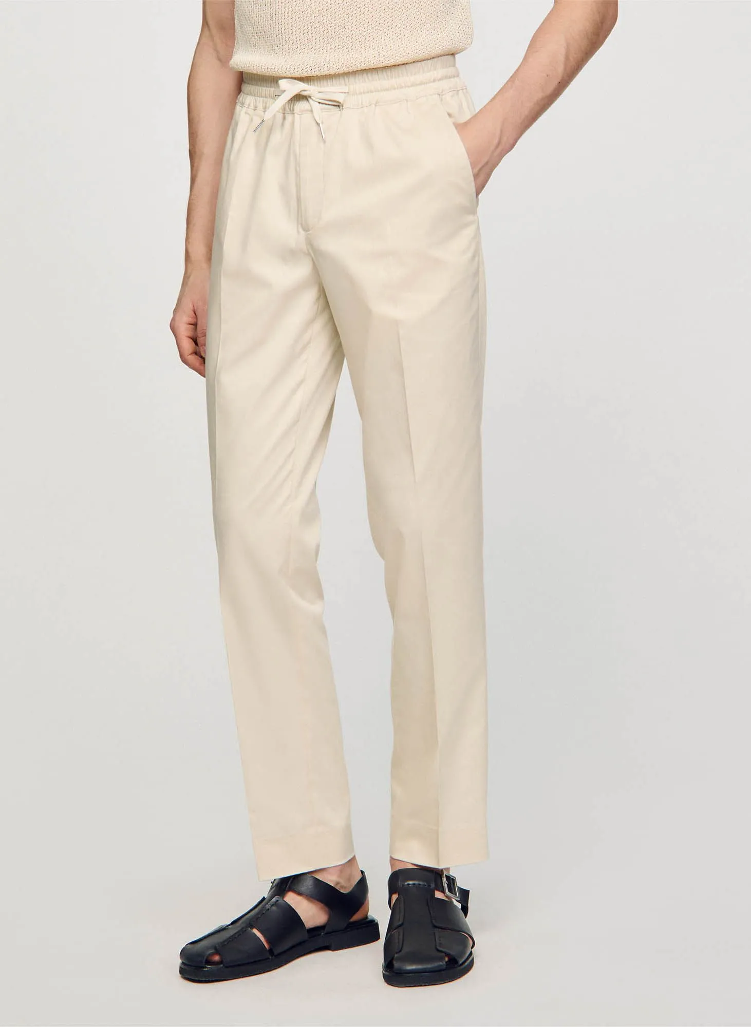Pantalón chino de mezcla de algodón con cordón en beige