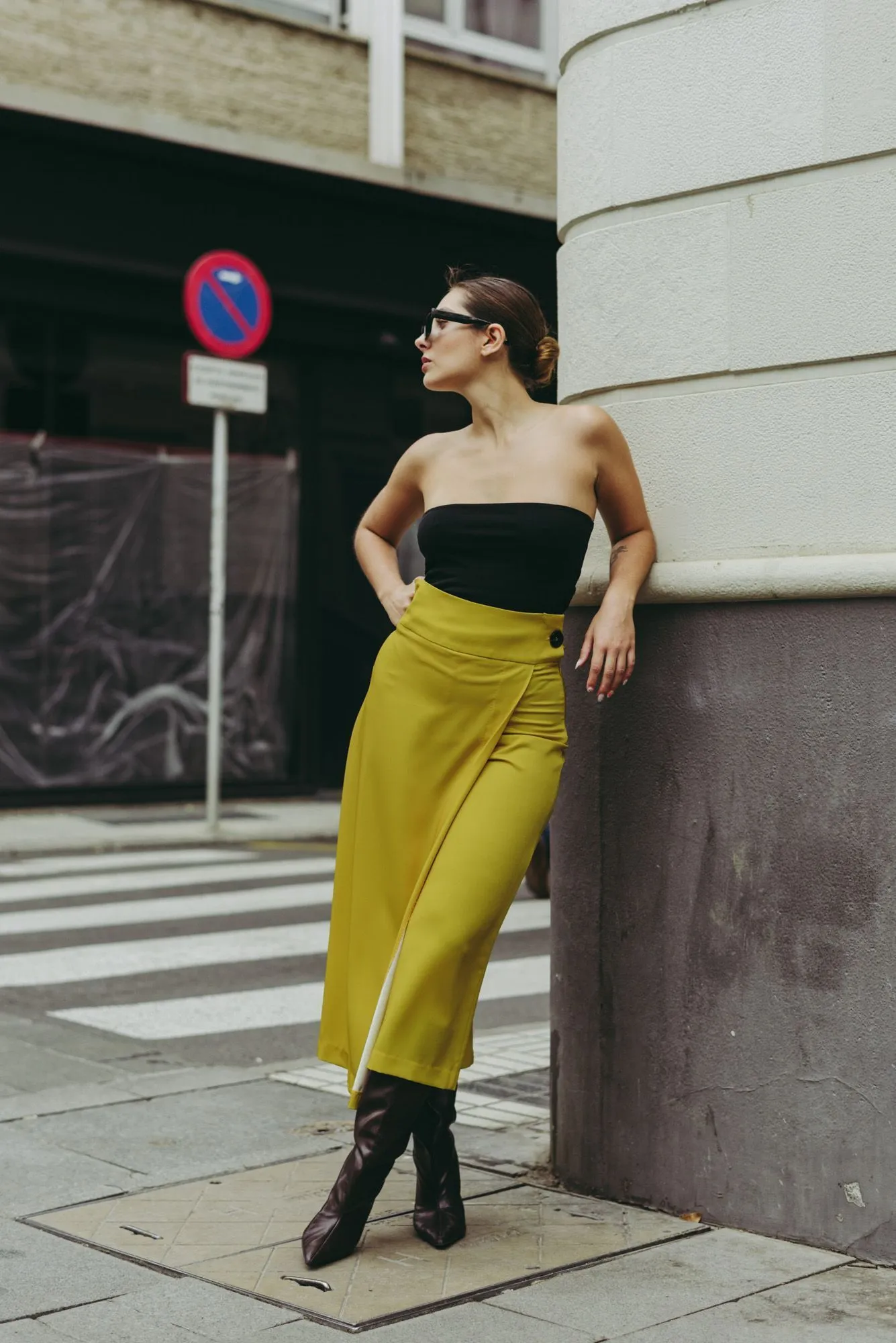 Pantalón culotte con sobrefalda mujer
