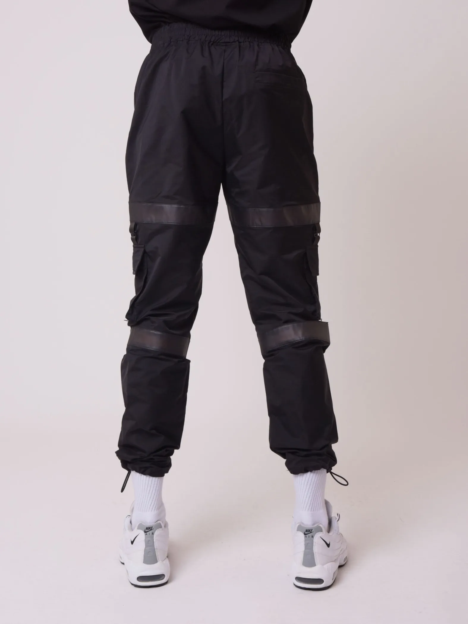 Pantalón de chándal con banda transparente