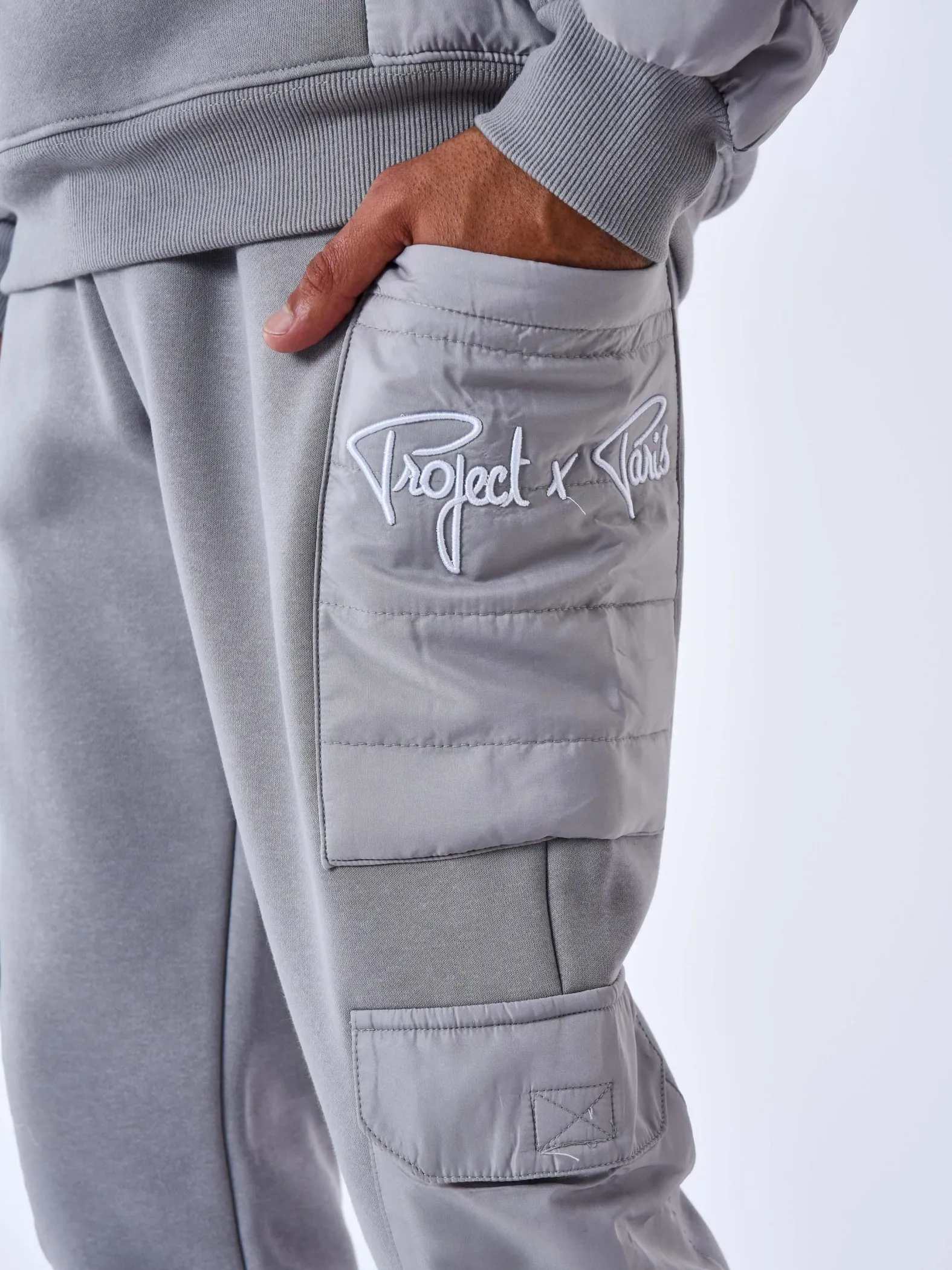 Pantalón de chándal con canesú bimateria