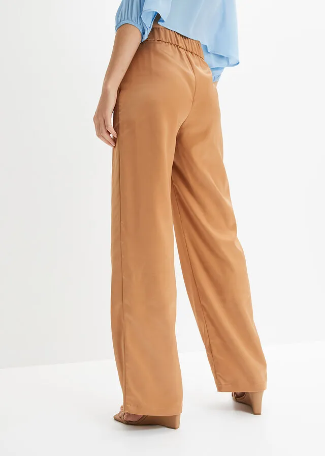 Pantalón de pinzas café con hielo