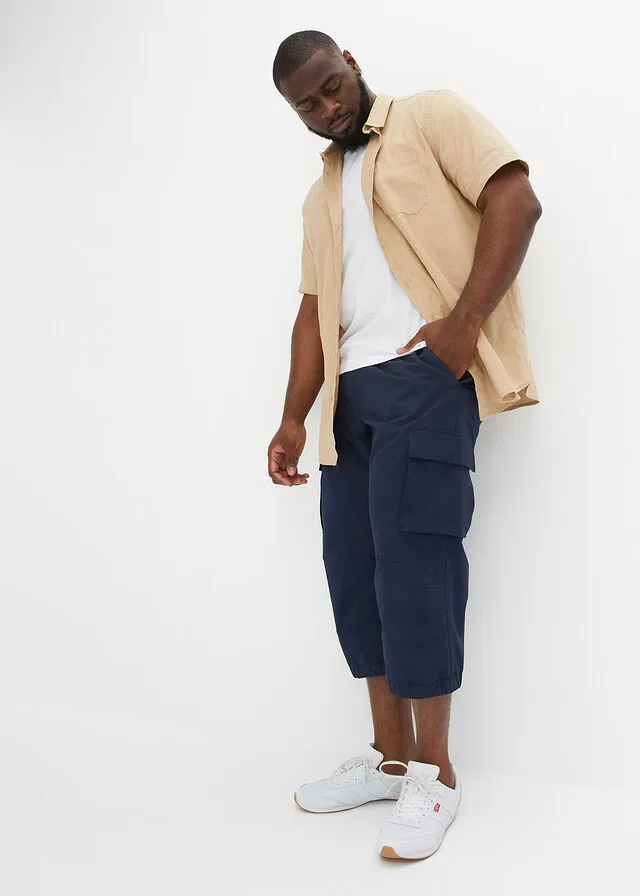 Pantalón funcional capri con corte normal Azul marino