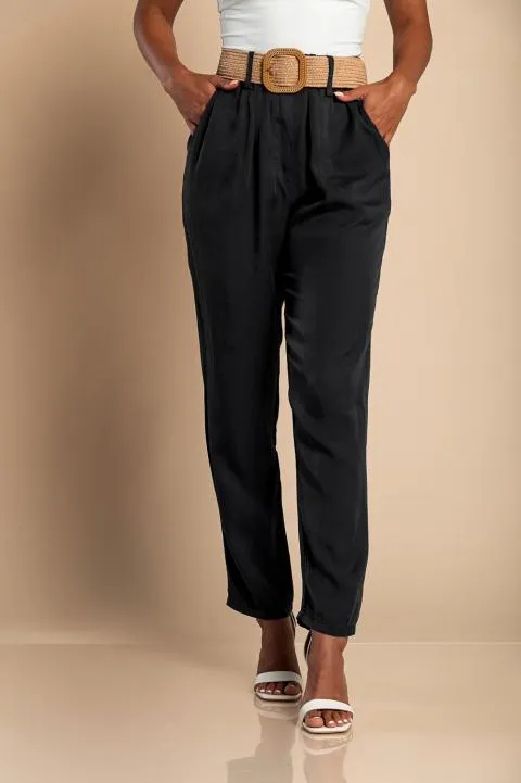 Pantalón largo con cinturón decorativo, negro