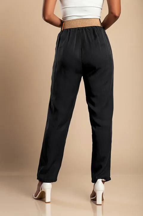 Pantalón largo con cinturón decorativo, negro